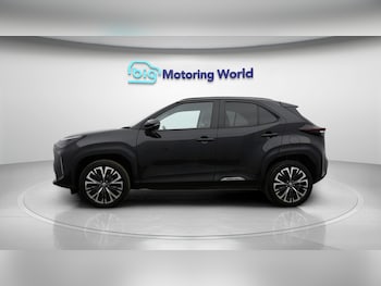 Used Toyota Yaris Cross 2023 for sale - 77591524: Photo