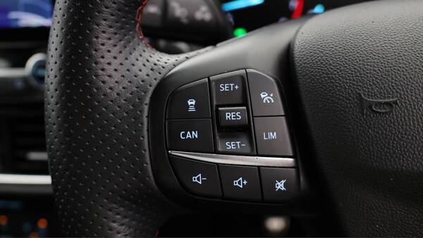 Used Ford Fiesta 2020 for sale - 76072480: Photo 24