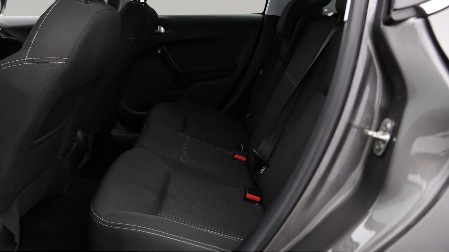 Used Peugeot 208 2019 for sale - 76388909: Photo 17