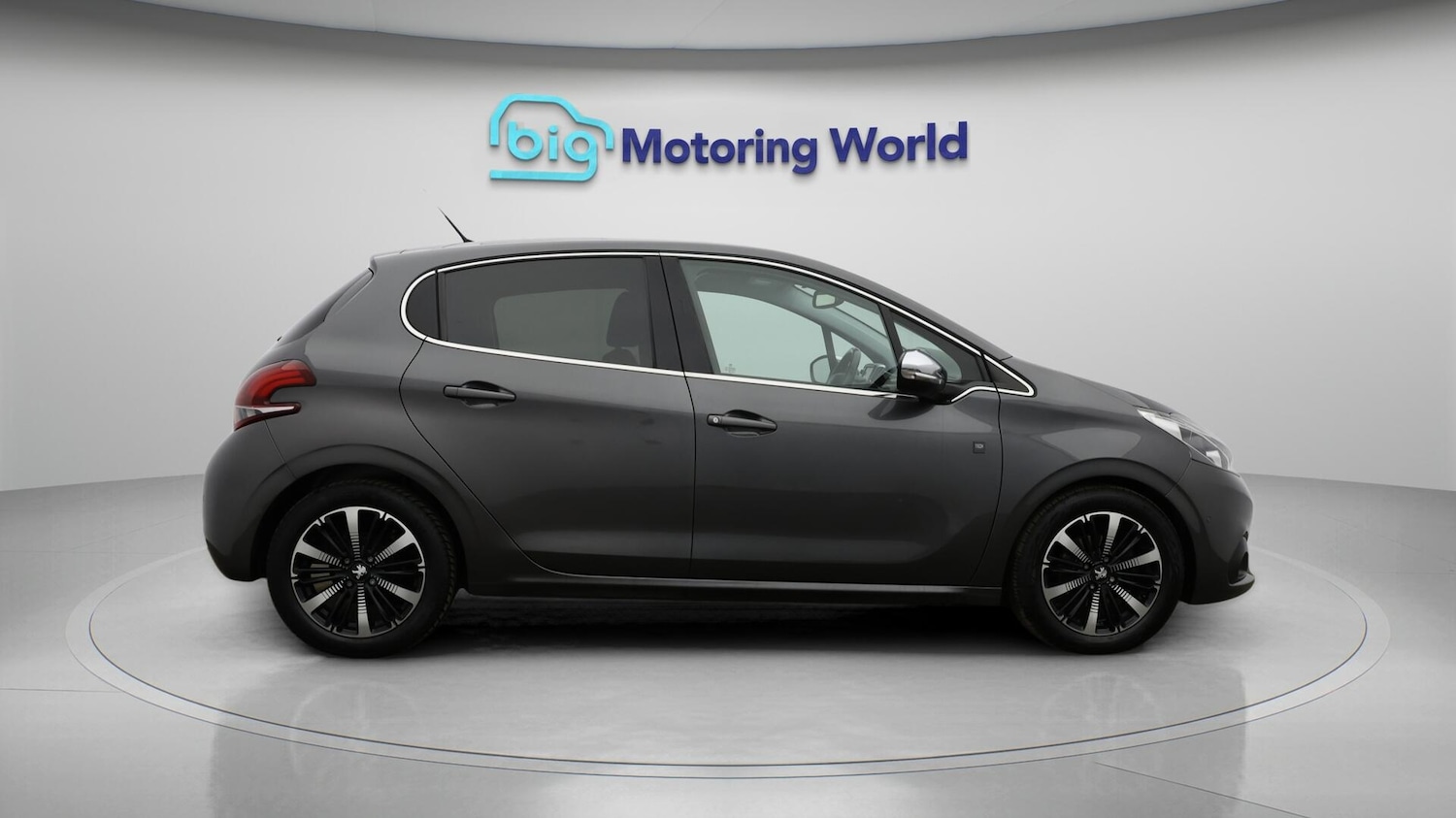 Used Peugeot 208 2019 for sale - 76388909: Photo 9