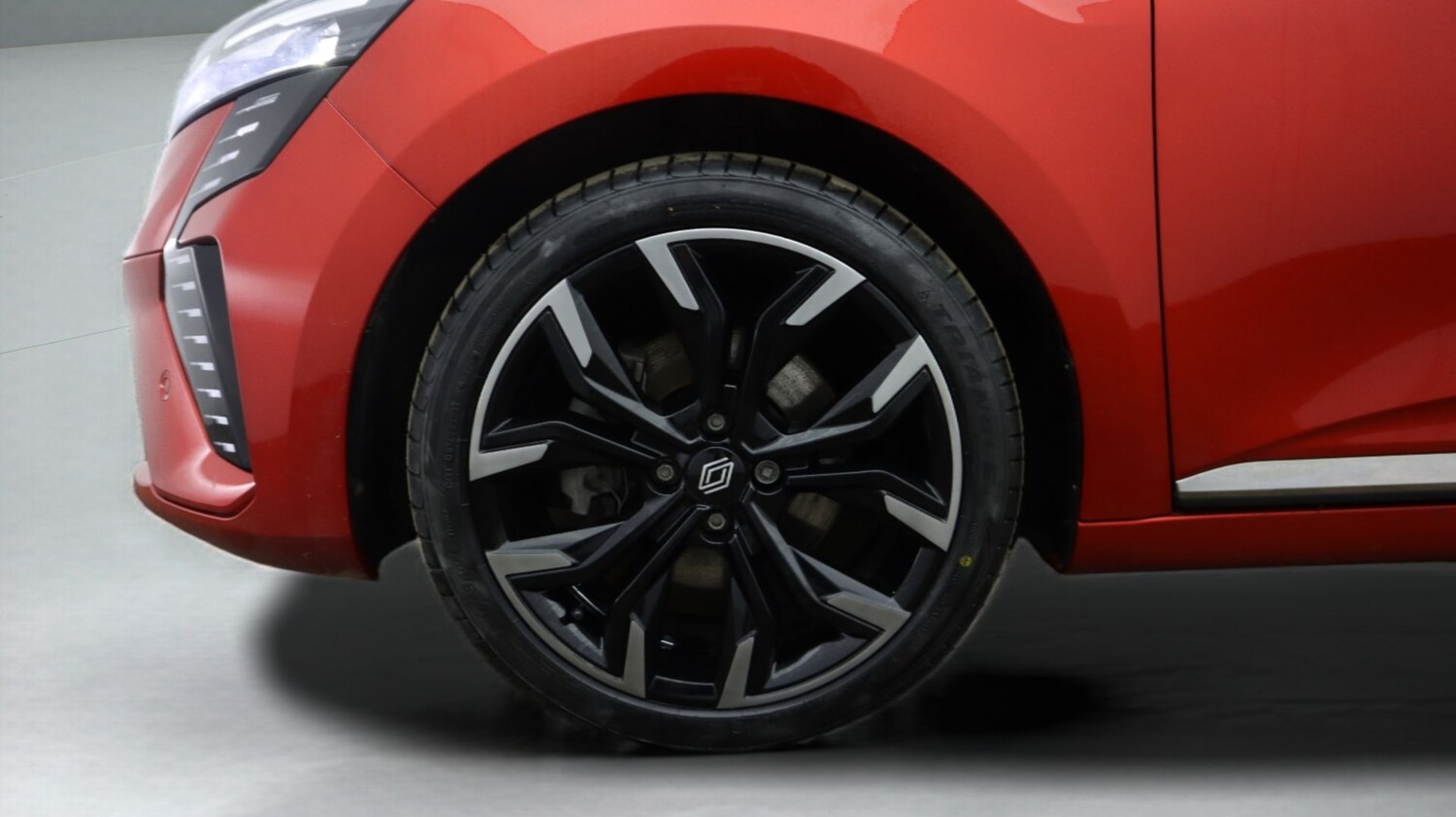 Used Renault Clio 2024 for sale - 77340175: Photo 18