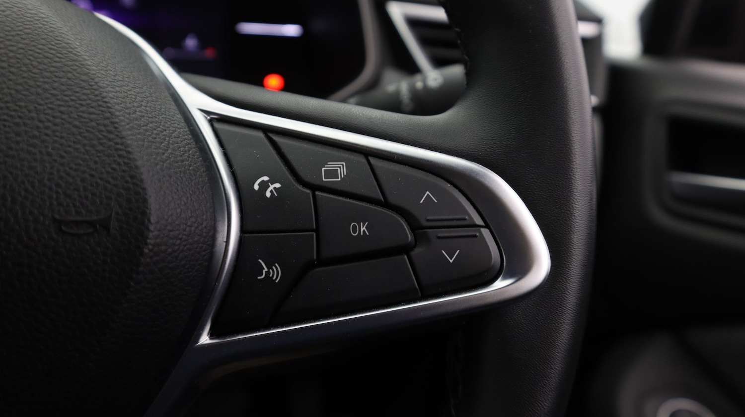 Used Renault Clio 2024 for sale - 77340175: Photo 23