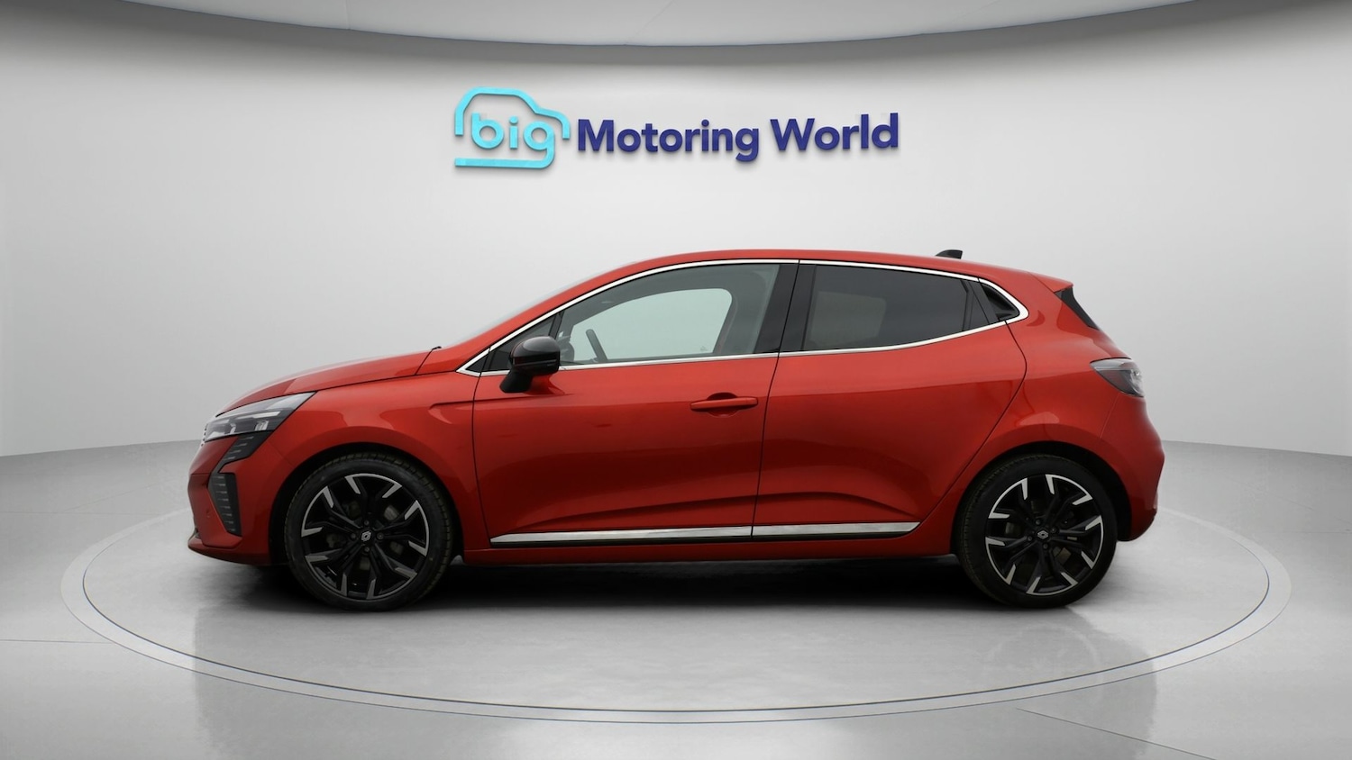 Used Renault Clio 2024 for sale - 77340175: Photo 4