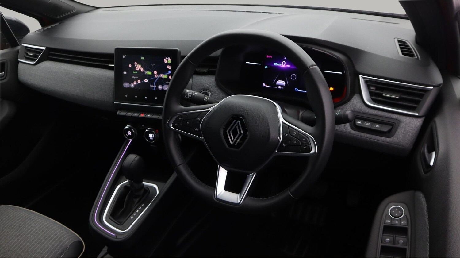 Used Renault Clio 2024 for sale - 77340175: Photo 9