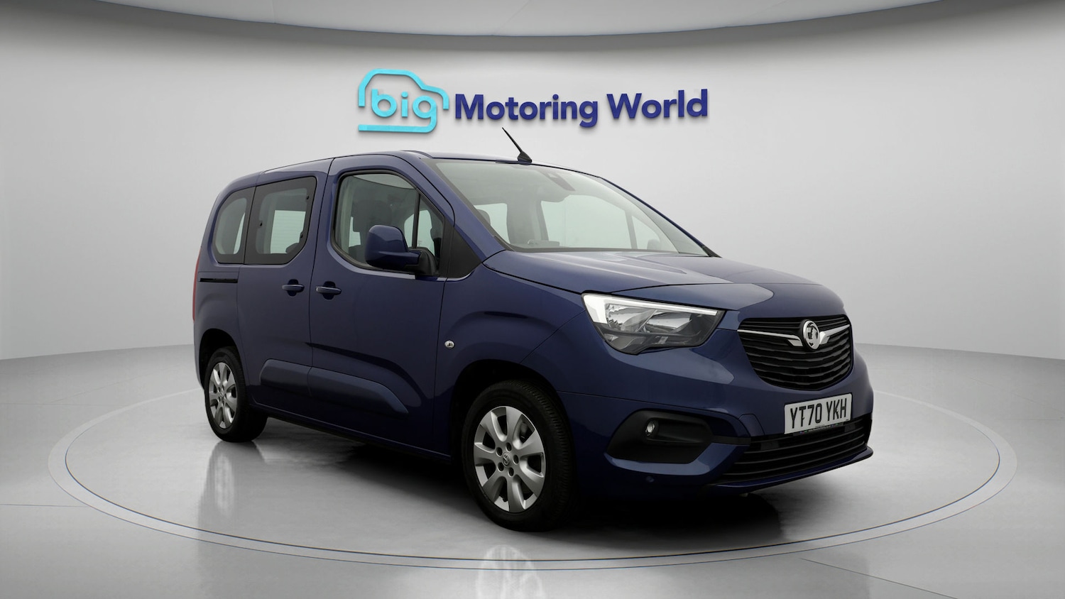 Used Vauxhall Combo Life 2020 for sale - 77181969: Photo 1