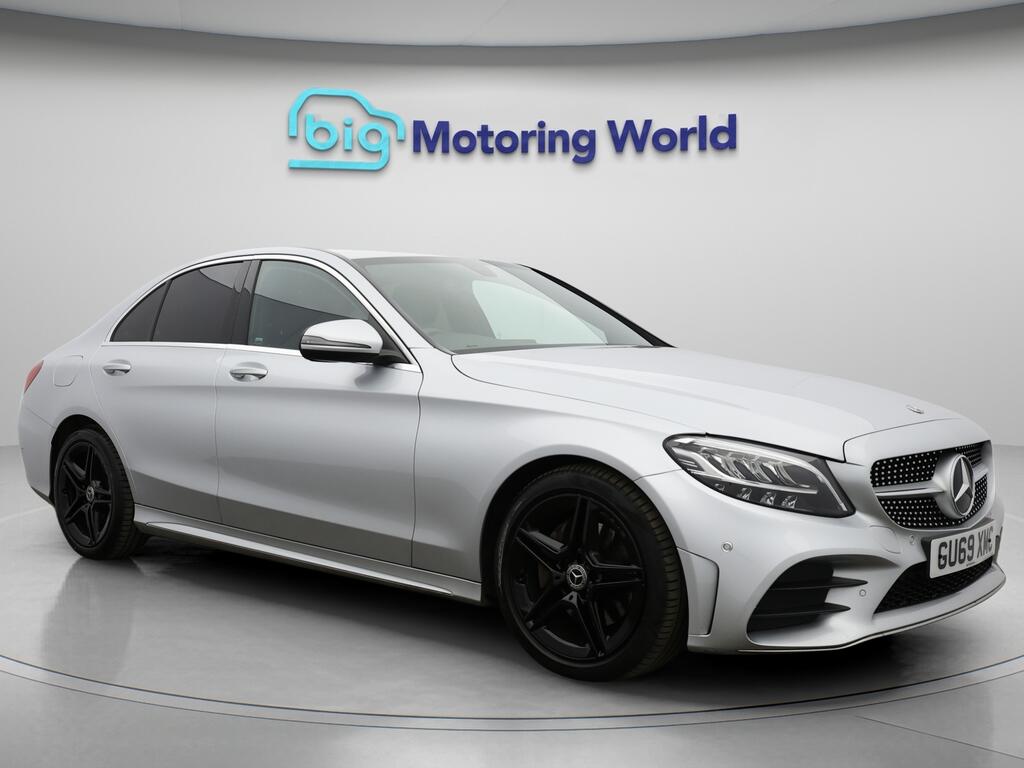 Used Mercedes-Benz C Class 2019 for sale - 76432815: Photo 1