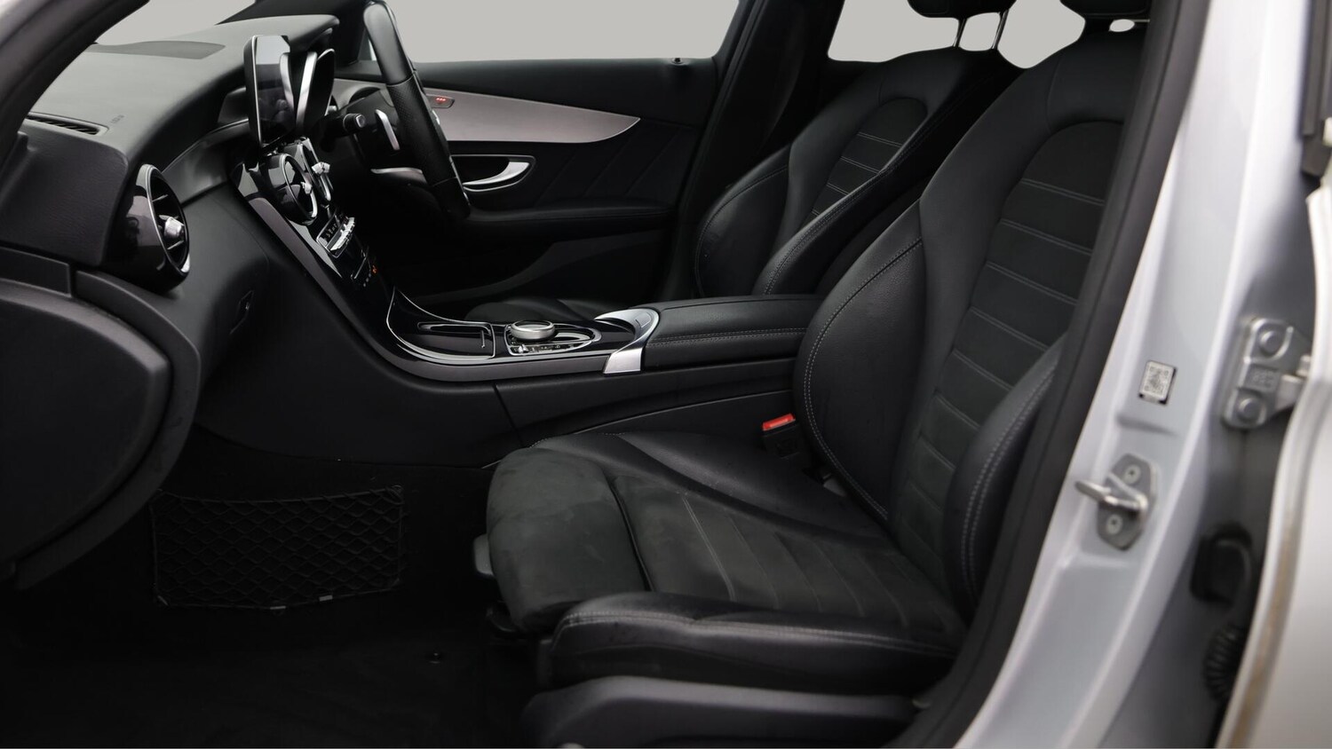 Used Mercedes-Benz C Class 2019 for sale - 76432815: Photo 15