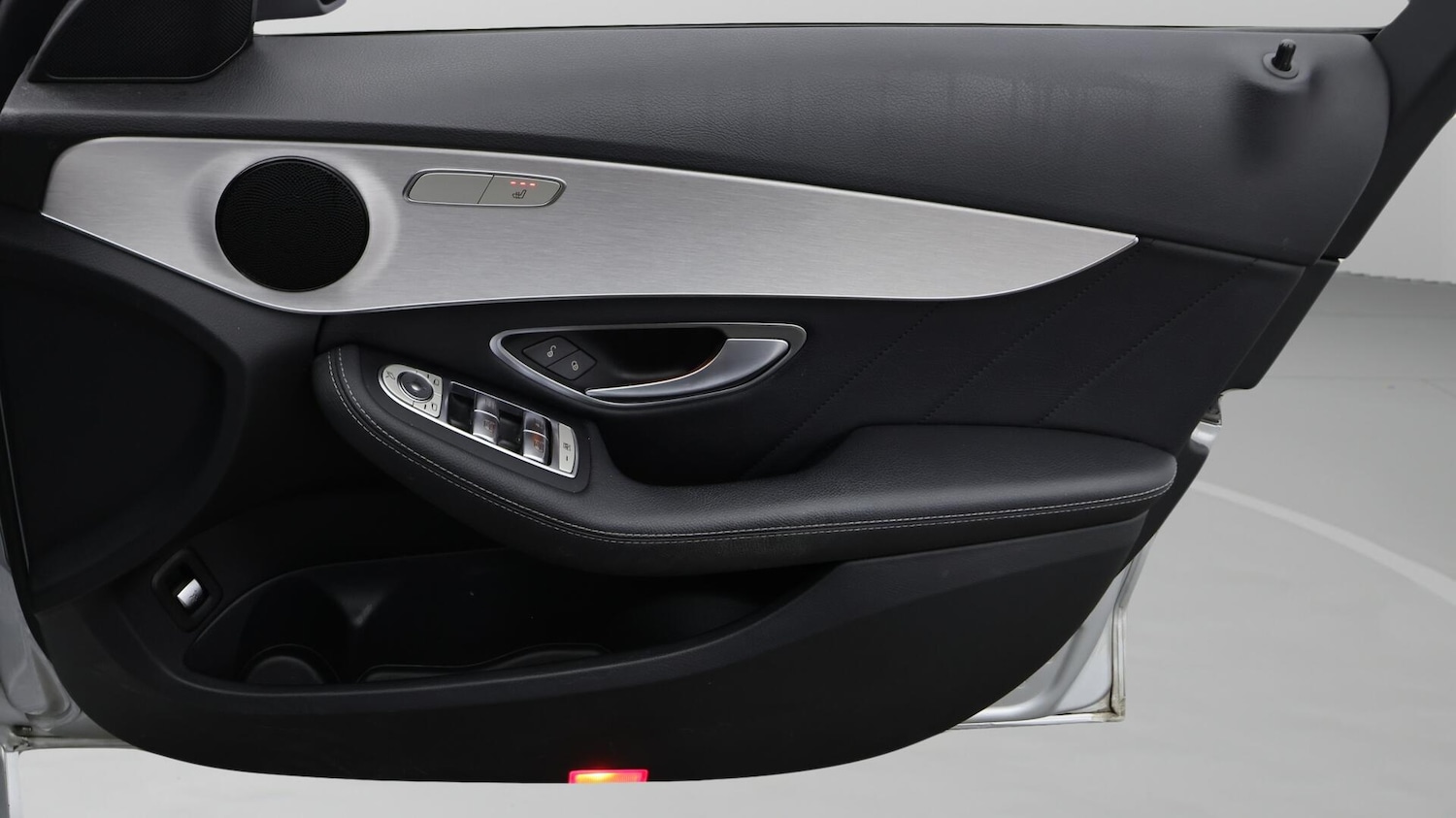 Used Mercedes-Benz C Class 2019 for sale - 76432815: Photo 16