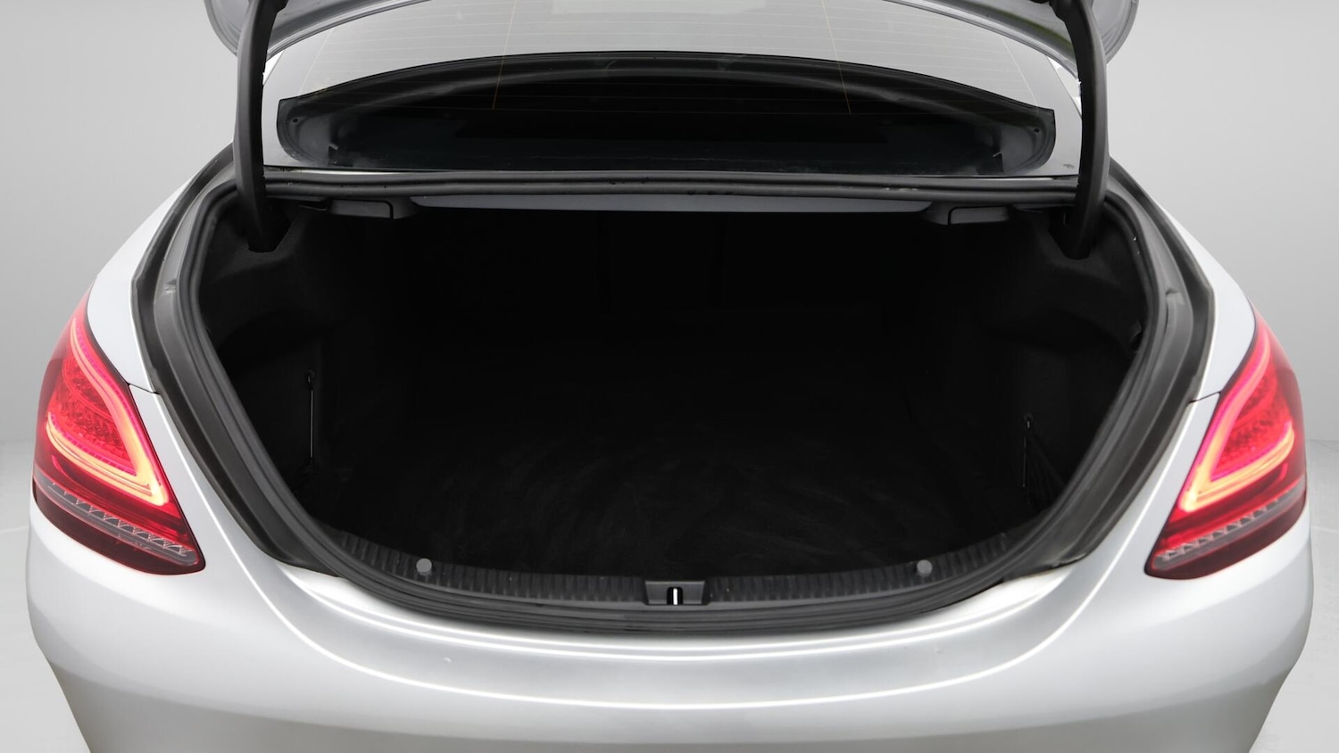 Used Mercedes-Benz C Class 2019 for sale - 76432815: Photo 18