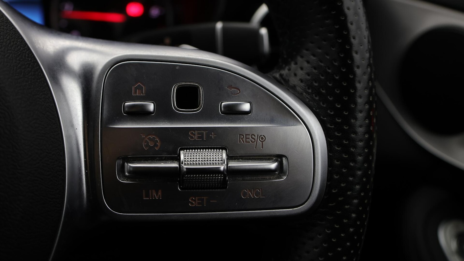 Used Mercedes-Benz C Class 2019 for sale - 76432815: Photo 24