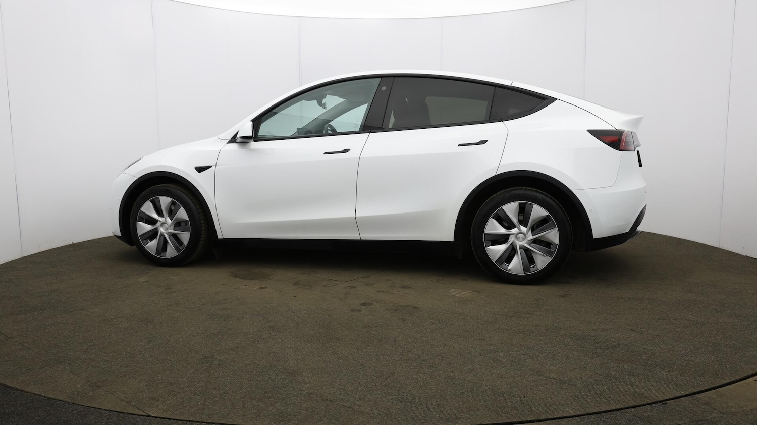 Used Tesla Model Y 2022 for sale - 76152702: Photo 72