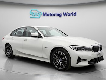 (71) - 2.0 330e 12kWh Sport Pro Saloon 4dr Petrol Plug-in Hybrid Auto Euro 6 (s/s)