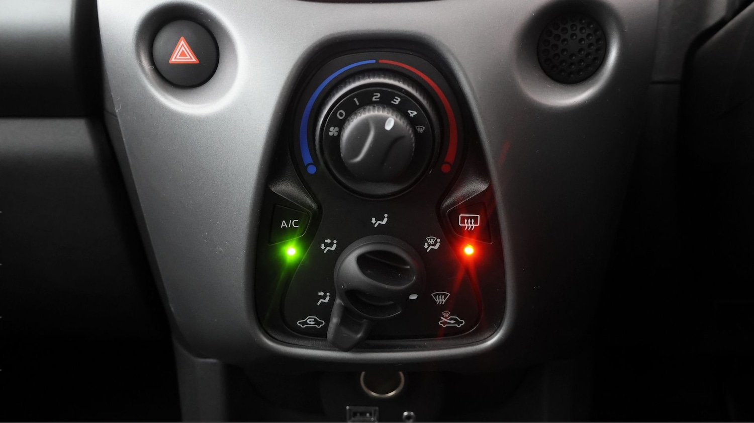 Used Toyota AYGO 2021 for sale - 77675844: Photo 11