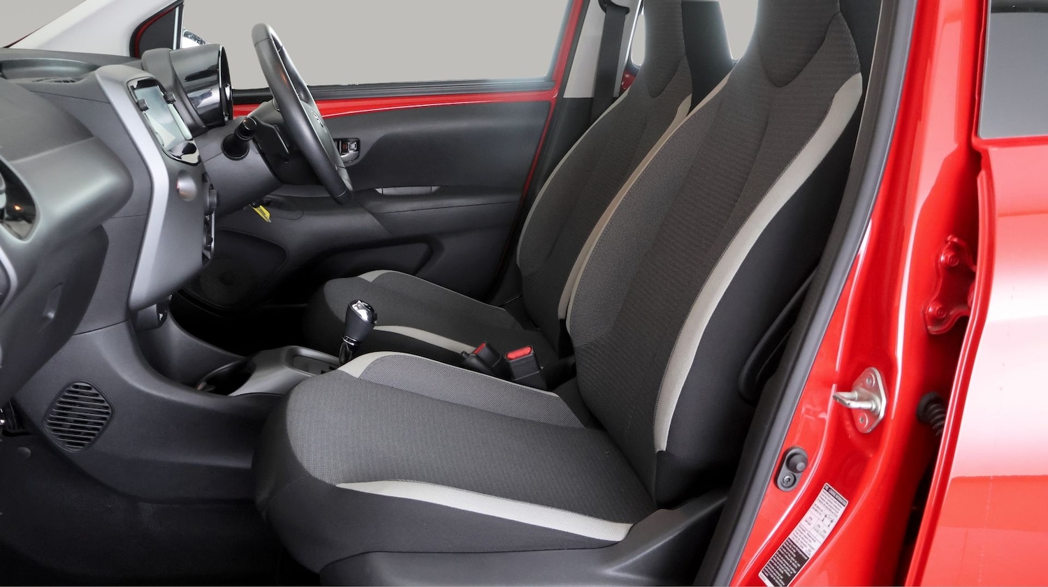 Used Toyota AYGO 2021 for sale - 77675844: Photo 13