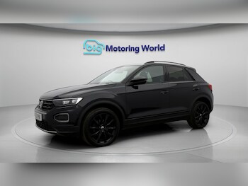 Used Volkswagen T-Roc 2021 for sale - 77536347: Photo