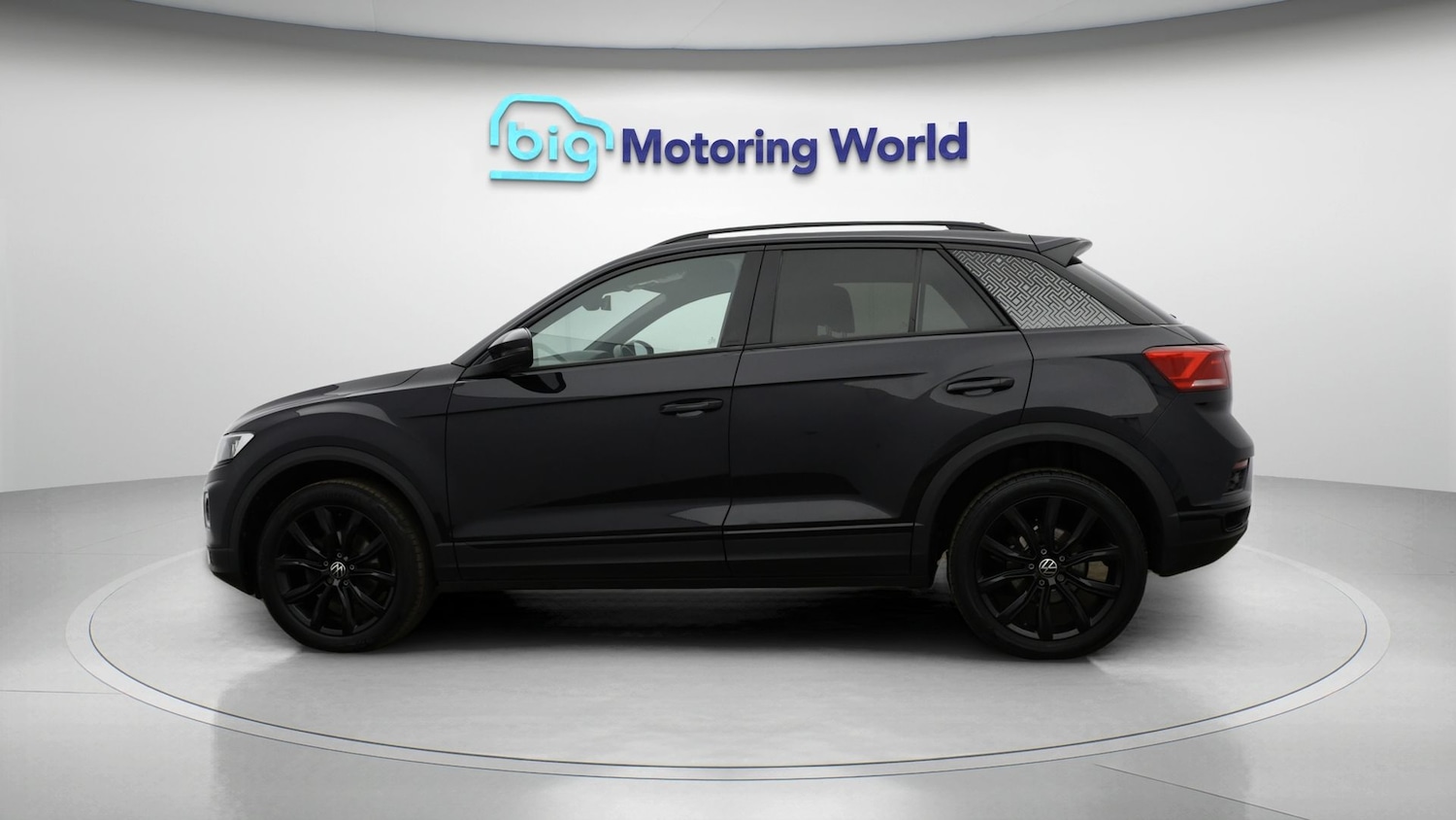 Used Volkswagen T-Roc 2021 for sale - 77536347: Photo 4