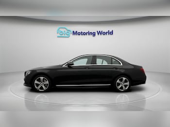 Used Mercedes-Benz E Class 2017 for sale - 77124077: Photo