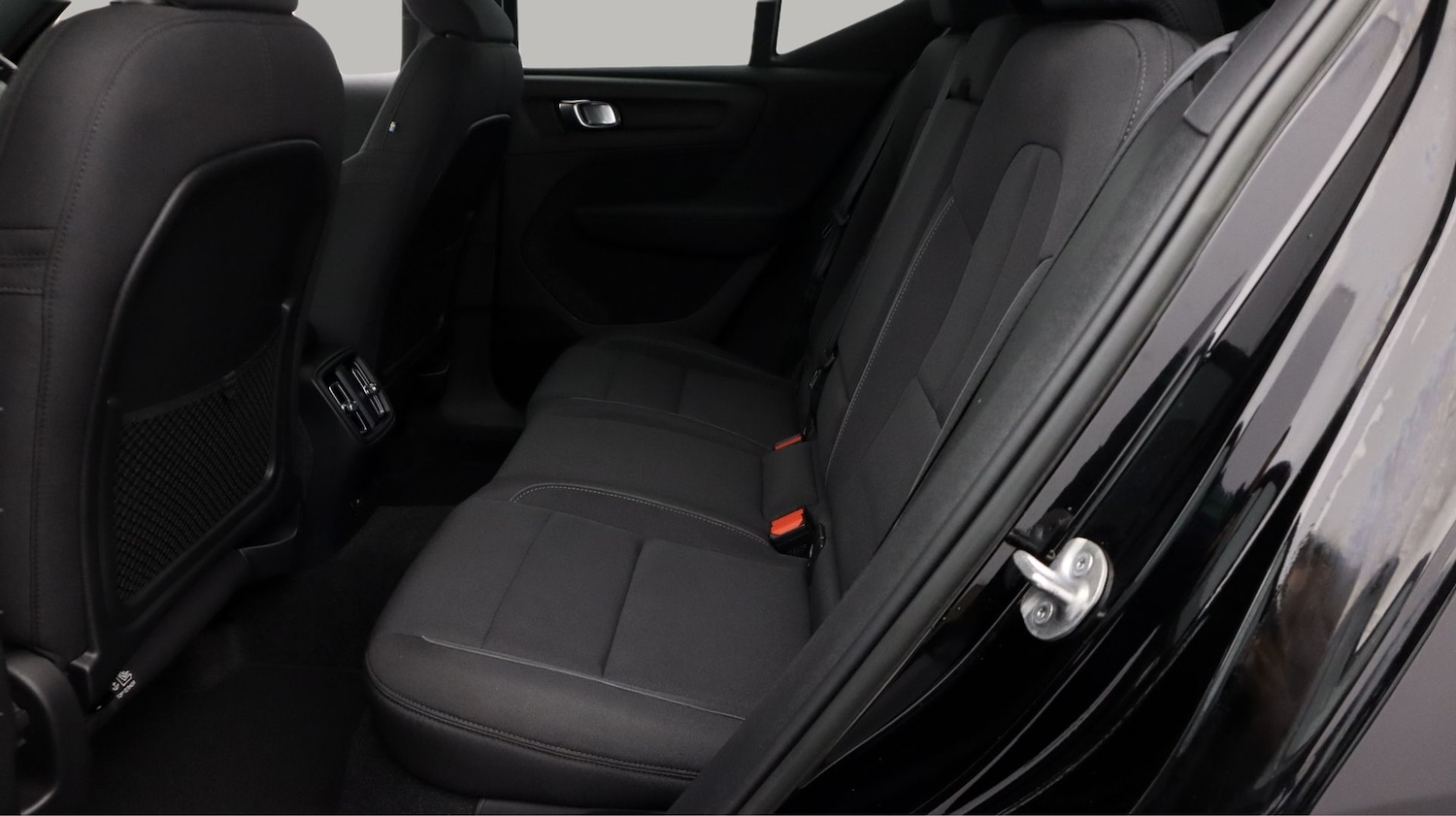 Used Volvo XC40 2023 for sale - 77679845: Photo 16