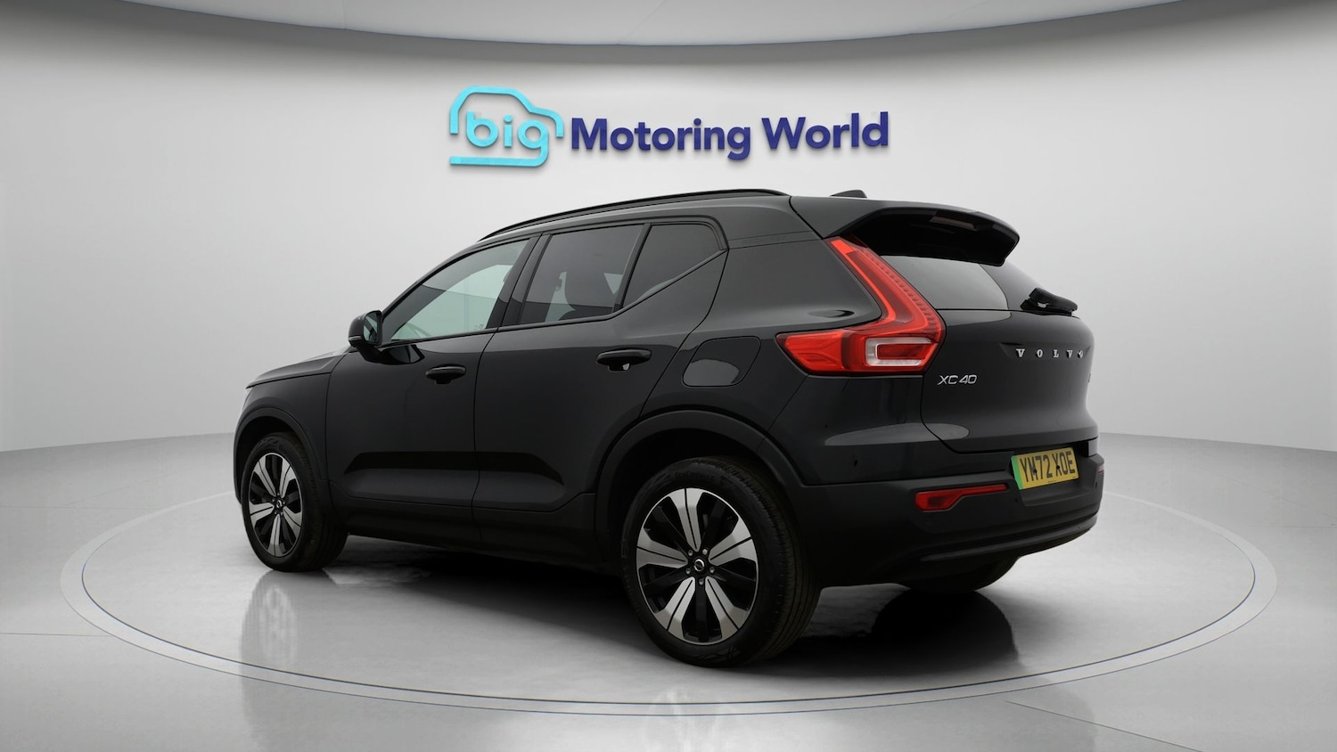 Used Volvo XC40 2023 for sale - 77679845: Photo 5