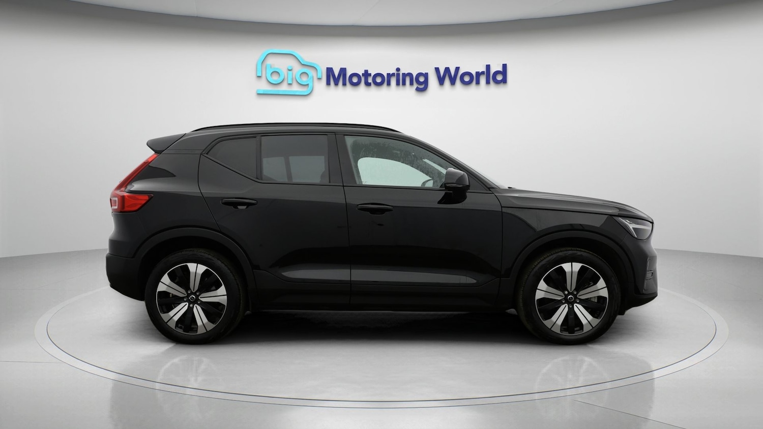 Used Volvo XC40 2023 for sale - 77679845: Photo 8