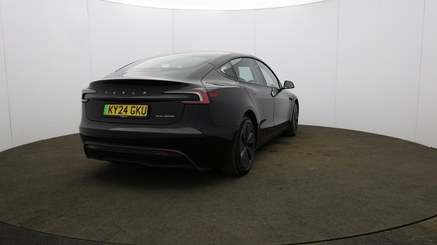 Used Tesla Model 3 2024 for sale - 76024419: Photo 64
