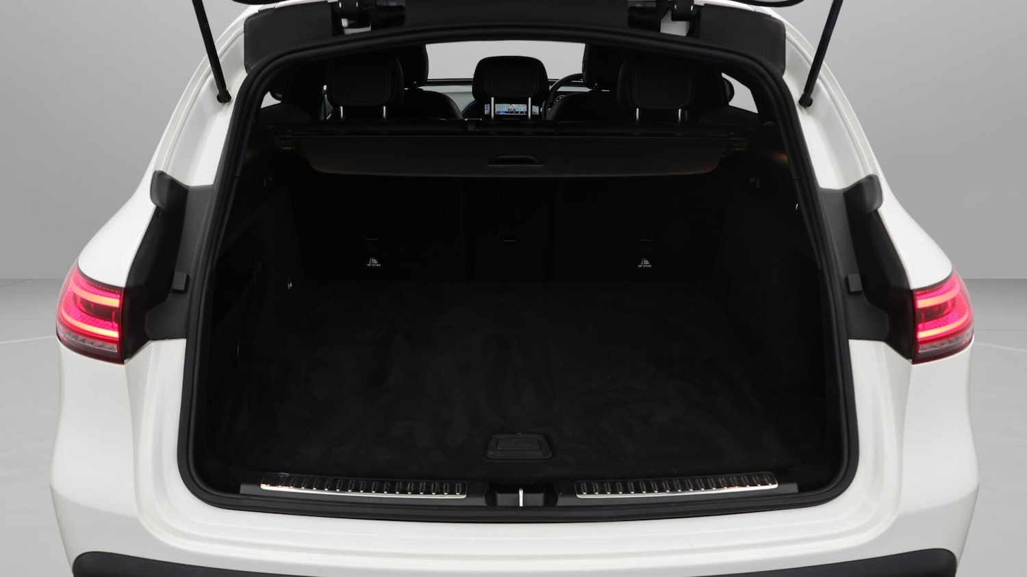 Used Mercedes-Benz EQC 2022 for sale - 76122095: Photo 18