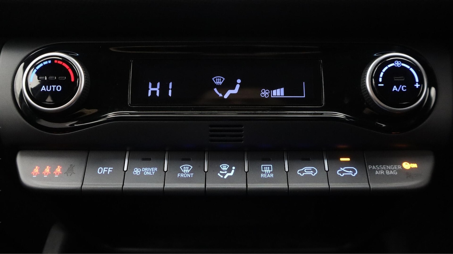 Used Hyundai KONA 2021 for sale - 76743348: Photo 13