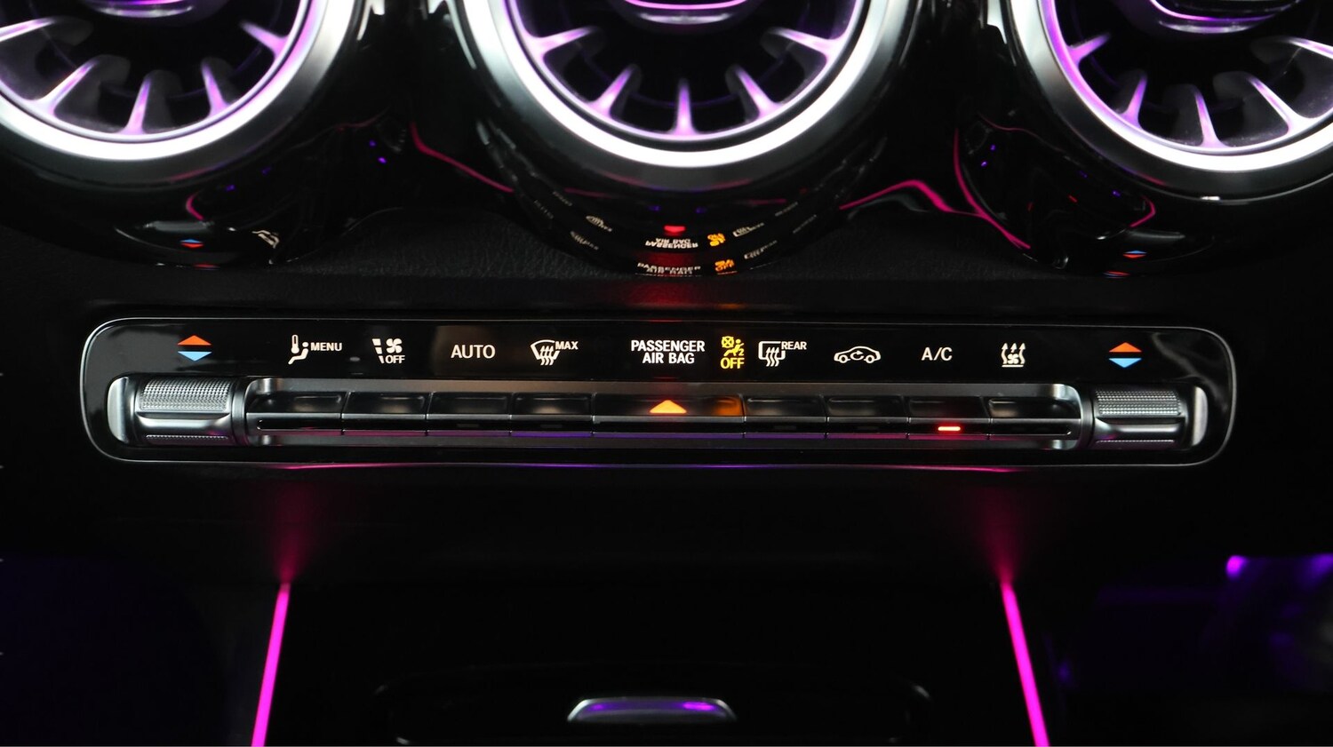 Used Mercedes-Benz EQB 2023 for sale - 77675819: Photo 12