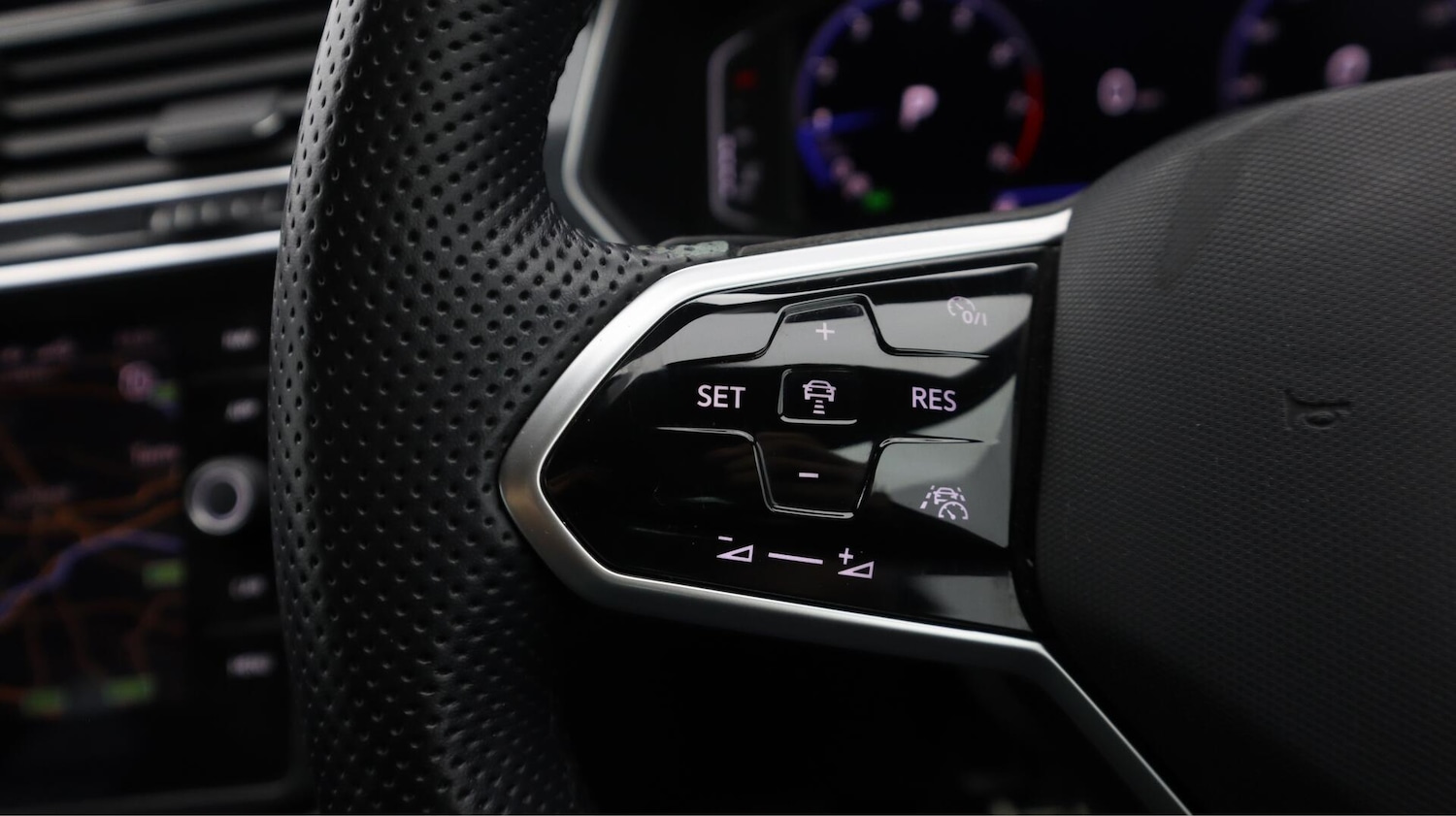 Used Volkswagen Tiguan 2022 for sale - 76522280: Photo 24