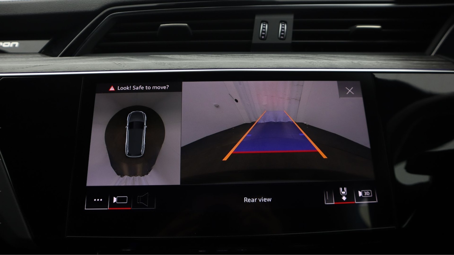 Used Audi e-tron 2021 for sale - 77410814: Photo 24