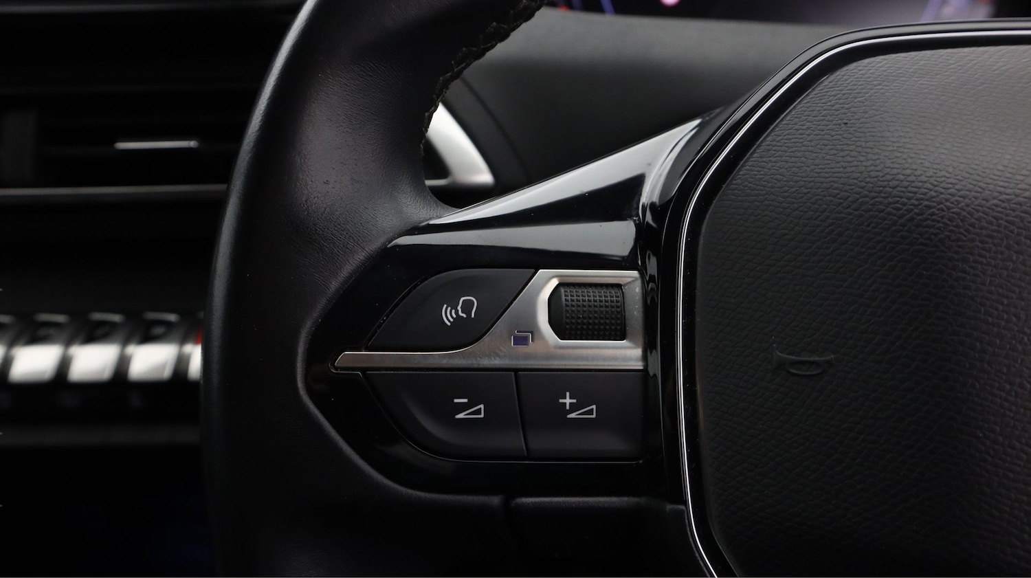 Used Peugeot 3008 2021 for sale - 77953783: Photo 20