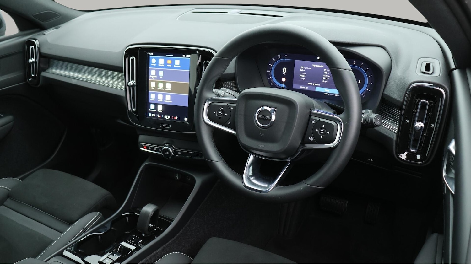 Used Volvo XC40 2024 for sale - 76336474: Photo 10