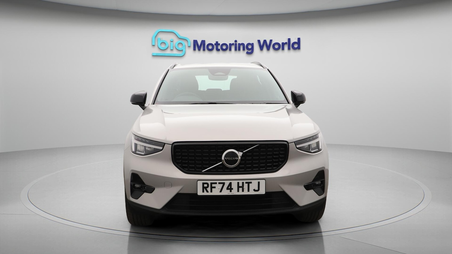 Used Volvo XC40 2024 for sale - 76336474: Photo 3