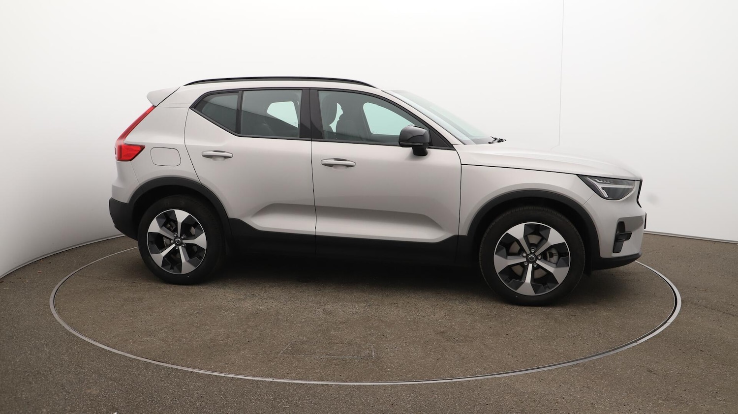 Used Volvo XC40 2024 for sale - 76336474: Photo 48