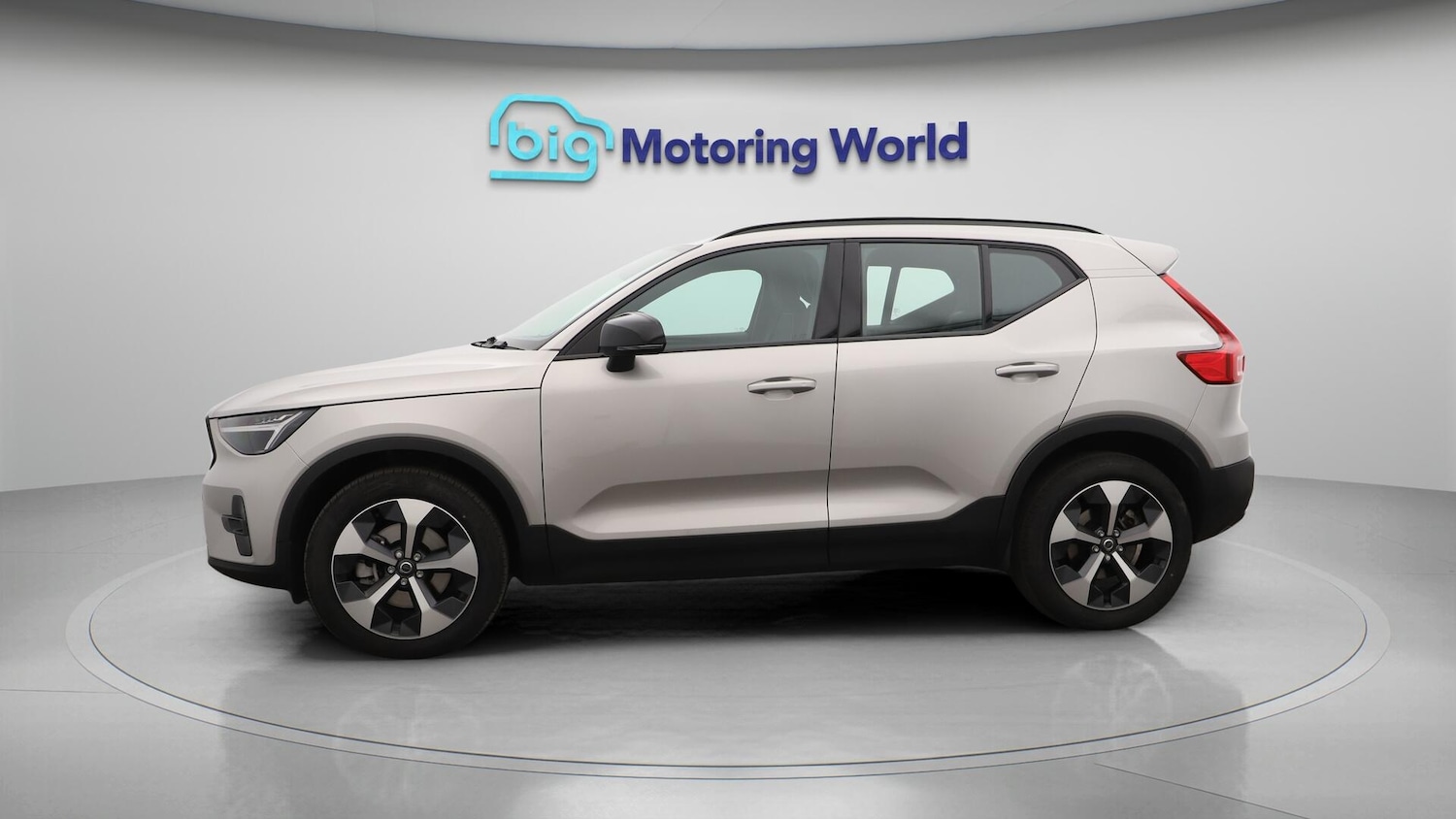 Used Volvo XC40 2024 for sale - 76336474: Photo 5