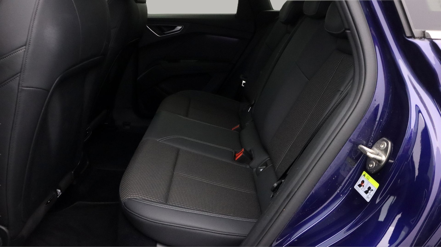 Used Audi Q4 e-tron 2023 for sale - 77581896: Photo 16