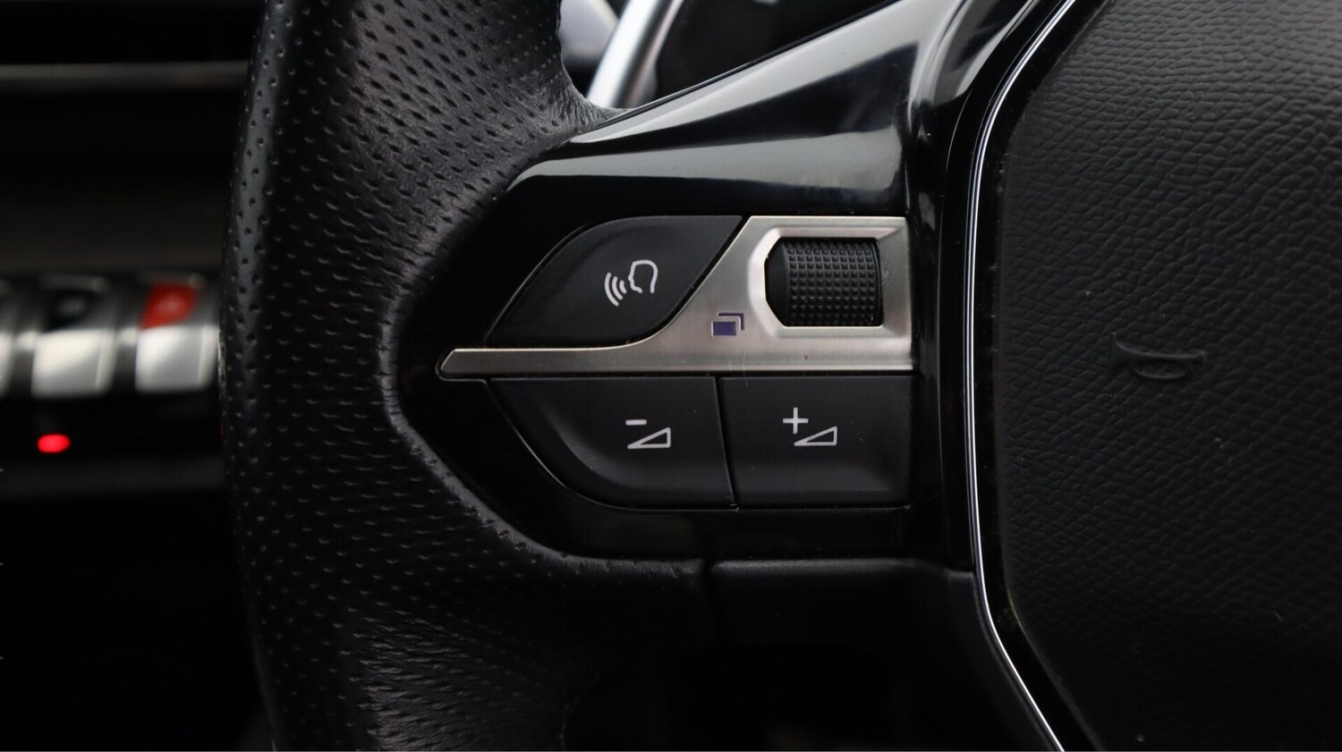 Used Peugeot 5008 2021 for sale - 76700888: Photo 23