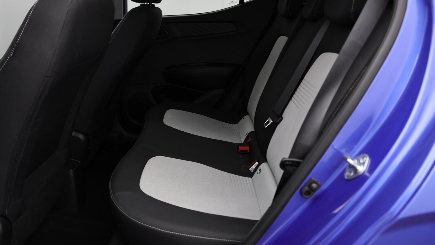 Used Hyundai i10 2020 for sale - 76432751: Photo 17