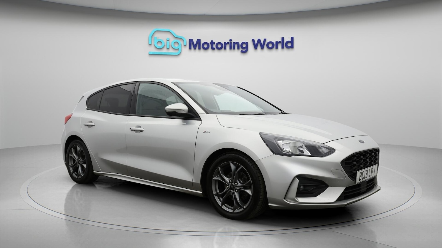 Used Ford Focus 2019 for sale - 76136256: Photo 2