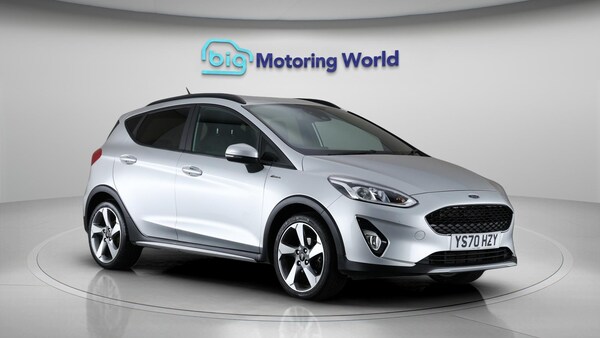 Used Ford Fiesta 2020 for sale - 75153704: Photo 2