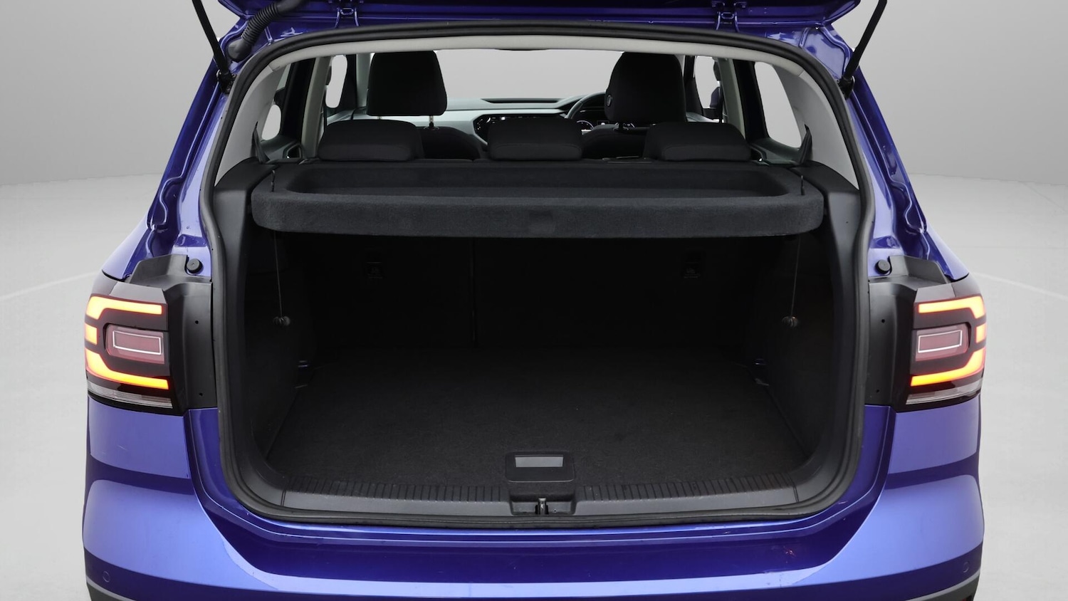 Used Volkswagen T-Cross 2022 for sale - 76370304: Photo 18