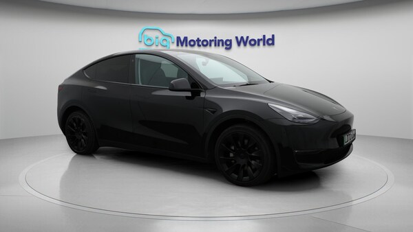 Used Tesla Model Y 2022 for sale - 76314936: Photo 2