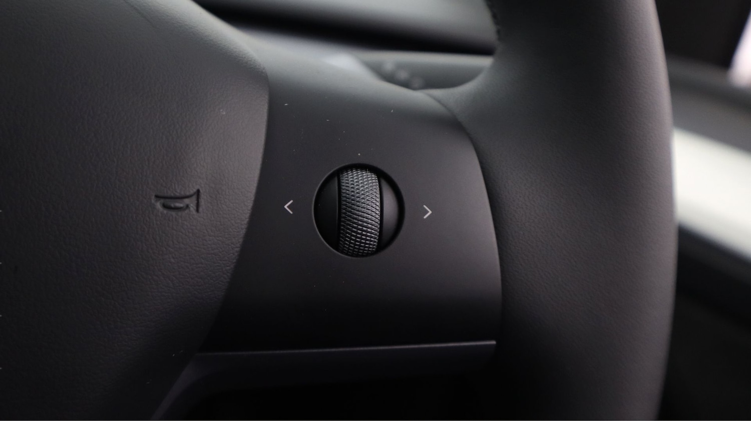 Used Tesla Model Y 2023 for sale - 77501201: Photo 23