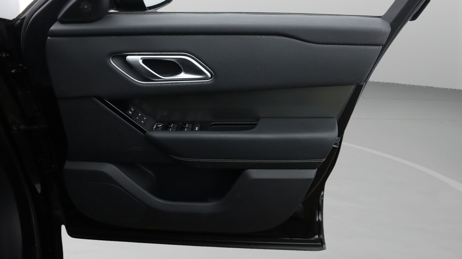 Used Land Rover Range Rover Velar 2020 for sale - 77340172: Photo 15