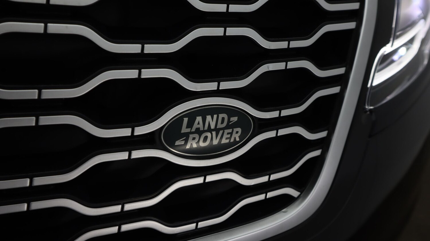 Used Land Rover Range Rover Velar 2020 for sale - 77340172: Photo 21