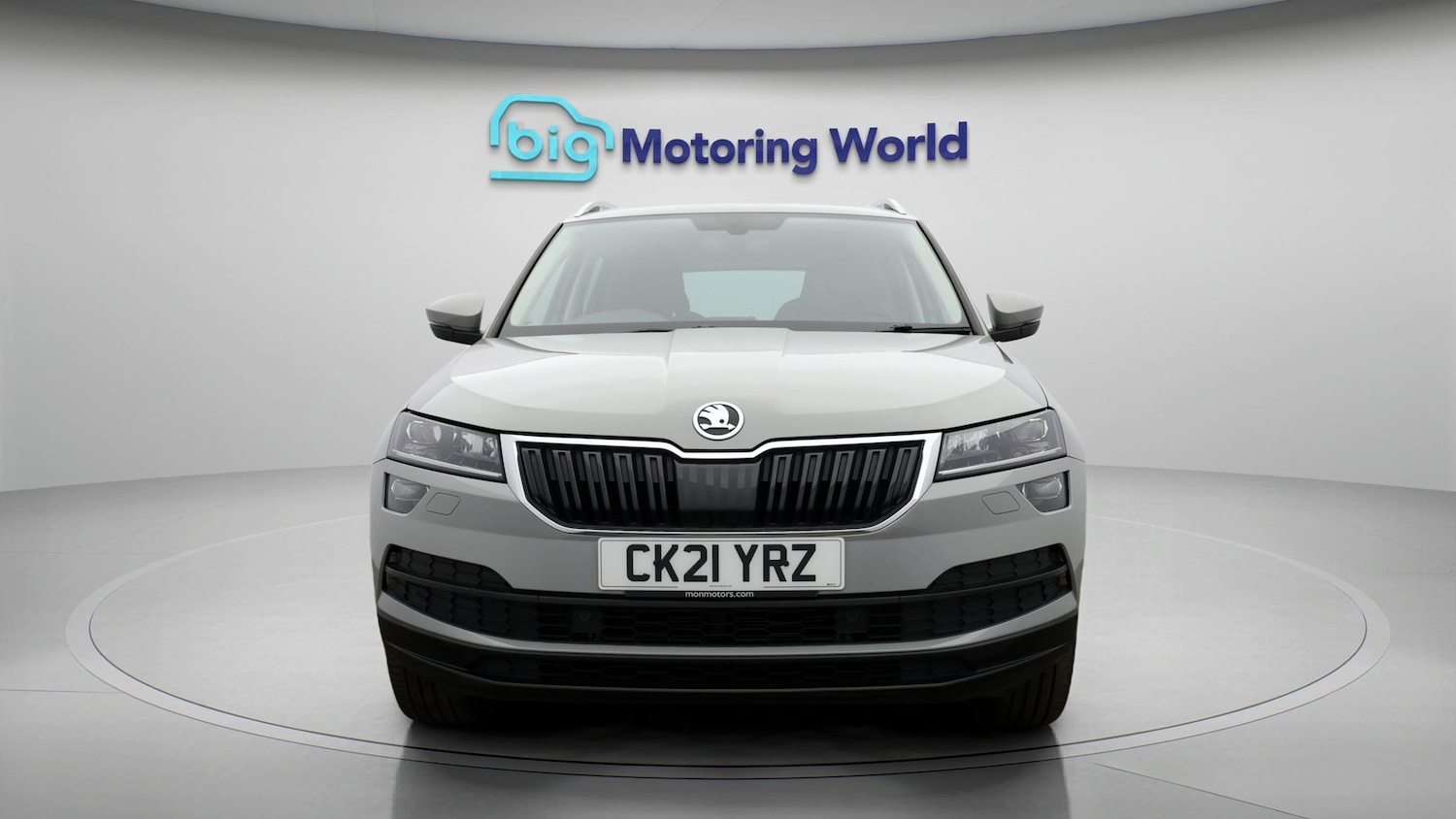 Used Skoda Karoq 2021 for sale - 77804390: Photo 2