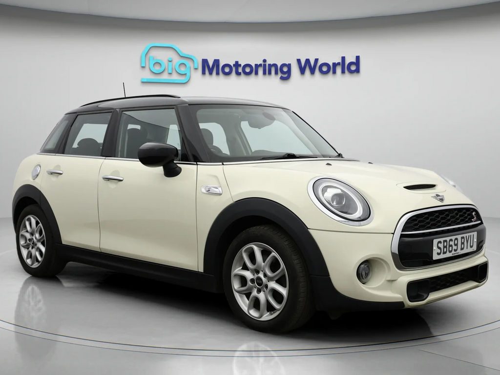 Used MINI Hatch 2019 for sale - 76906223: Photo 24
