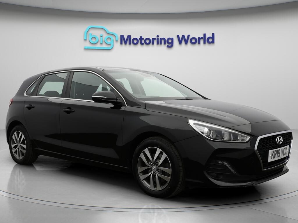 Used Hyundai i30 2019 for sale - 76759759: Photo 1