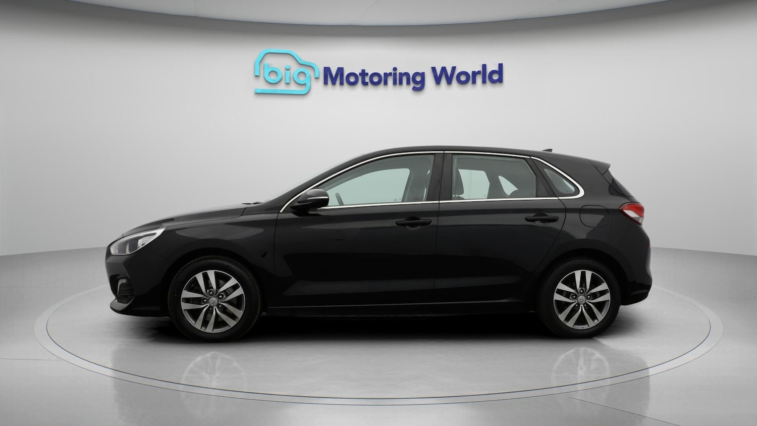 Used Hyundai i30 2019 for sale - 76759759: Photo 5