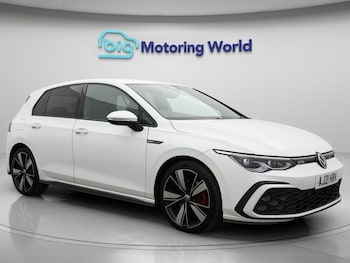 Volkswagen - Golf